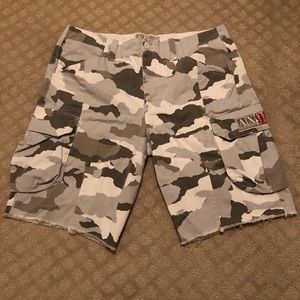 Men’s AX Armani Exchange Camo Cargo Shorts Size 36
